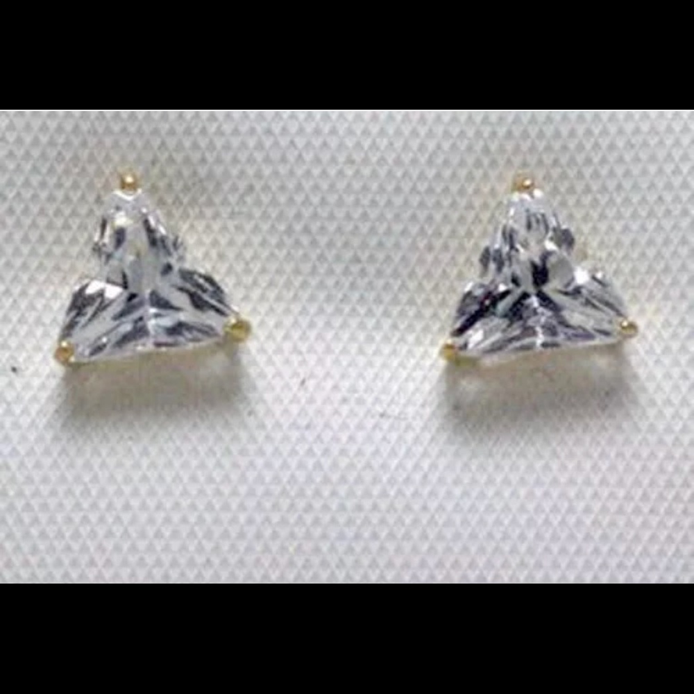 .50 Ct Triangle Cut Solid 14K Gold Push Back Studs - Picture 5 of 7